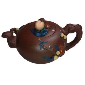 Yixing Chinese Stoneware  Purple Clay Longevity Peach Teapot Dark Brown